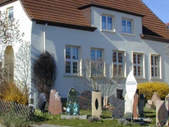 Ferienwohnung für 3 Personen, mit Garten