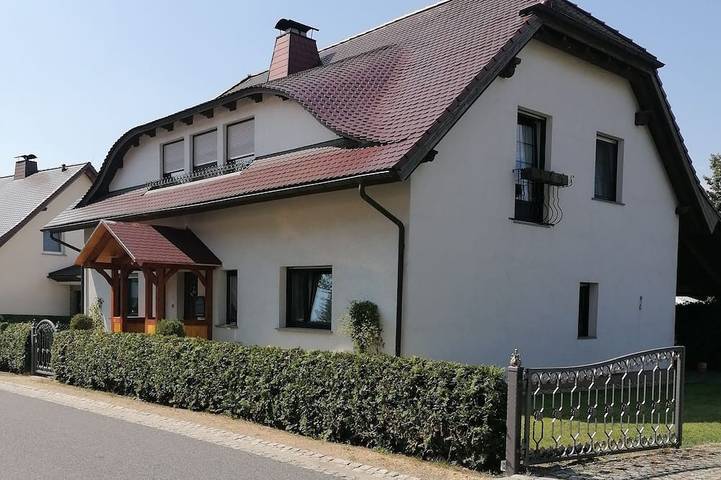 Ferienwohnung für 2 Personen, mit Garten und Terrasse