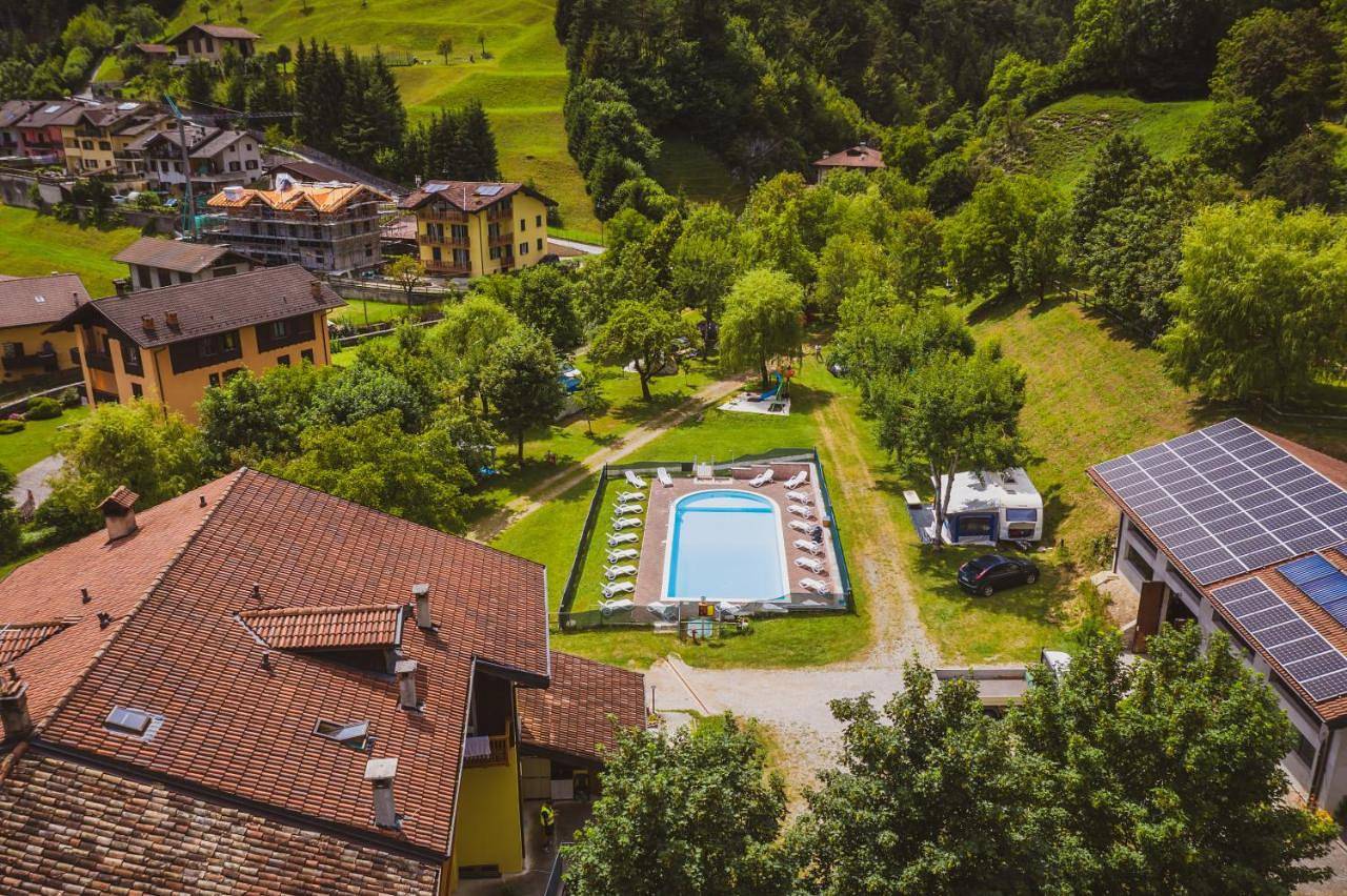 Camping Casavecchia - Empty Pitch in Tiarno di Sopra, Ledro