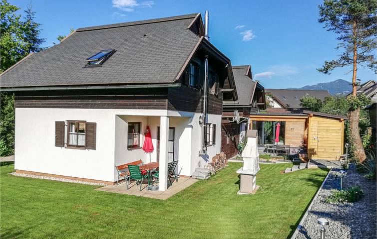Ferienhaus für 6 Personen, mit Terrasse und Garten