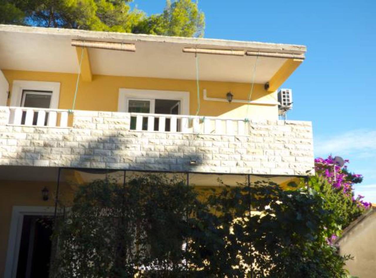Appartamento vacanze a Općina Jelsa a partire da 95€ a notte