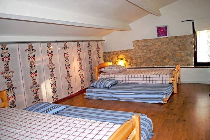 Location de vacances pour 4 personnes, avec jardin à Rognes - 2