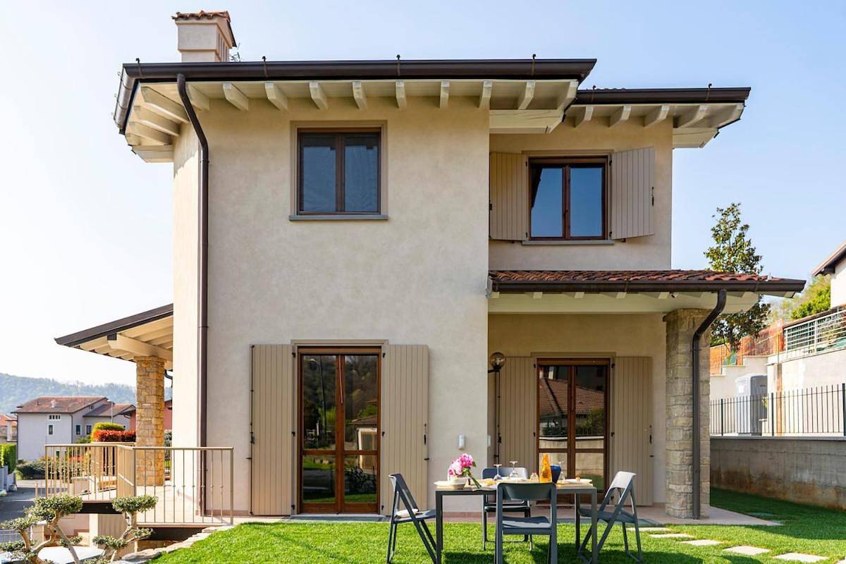 Wine & Ginger - Villa Luxury x8 in Monticelli Brusati, Gardasee-Berge