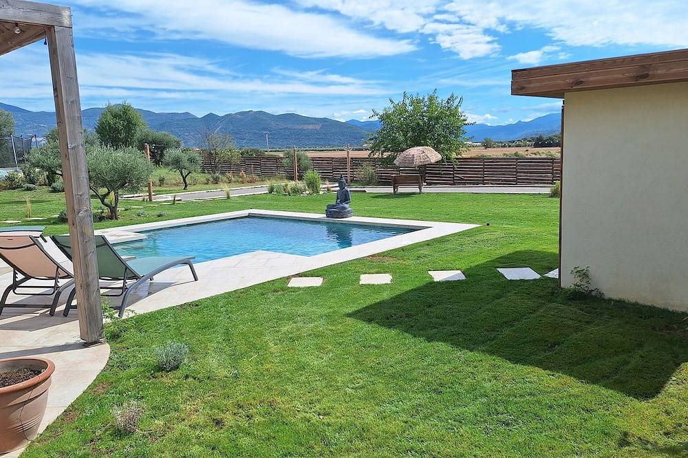 Villa avec piscine au cœur de la Provence,  Animaux de compagnie acceptés in Montfort, Région de Forcalquier