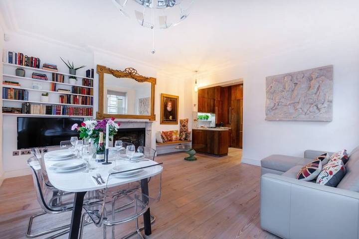 Vacation rental for 6 people, with pets in Camden