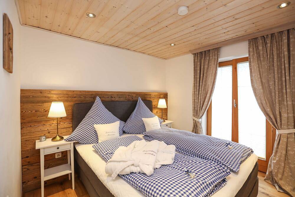 Entire apartment, Your stylish **** home on the Tegernsee! - Apartment Maximilian **** in Bad Wiessee, Bavarian Alps