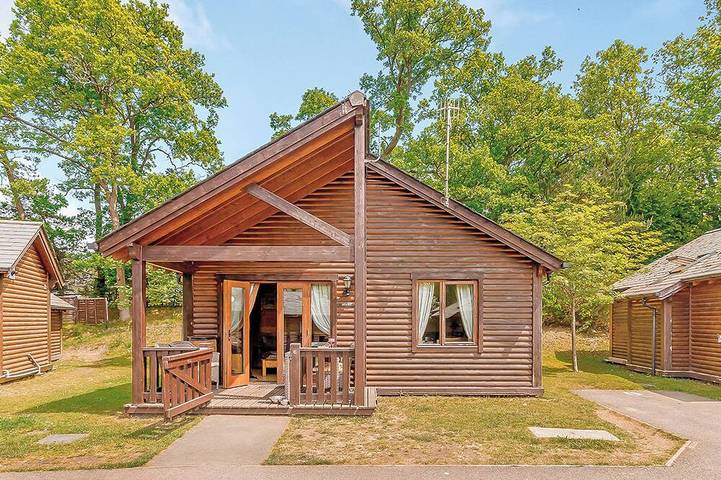 Glamping for 4 people in Surrey