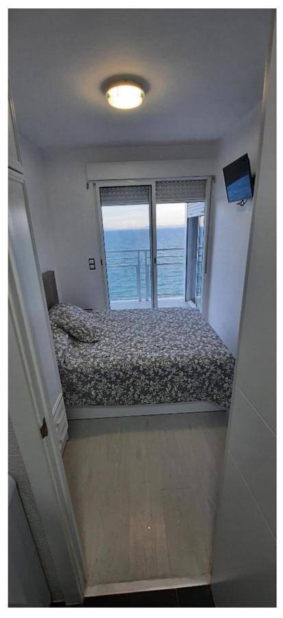 Ganze Wohnung, Fantastico apartamento Faro de cullera a primera linea mar abierto playa de los olivos in Platja les Oliveres (Cullera), Cullera