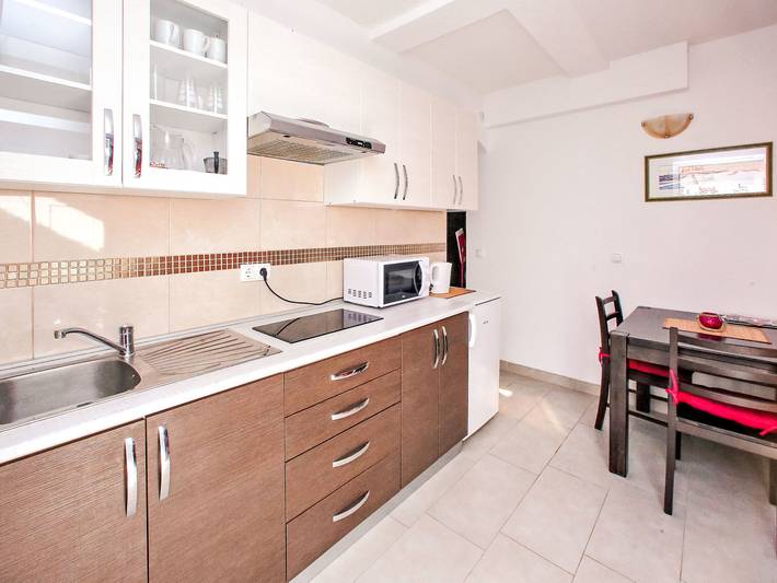 Ferienwohnung für 2 Personen, mit Terrasse in Bibinje - 3