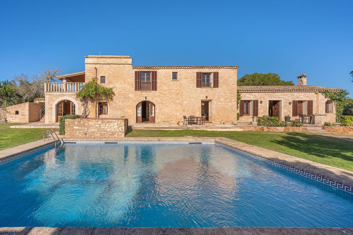 Ganze Wohnung, Ferienwohnung 'Es Turo de Menorca' mit Pool, A/C und Wlan in Ses Salines, Mallorcas Küste