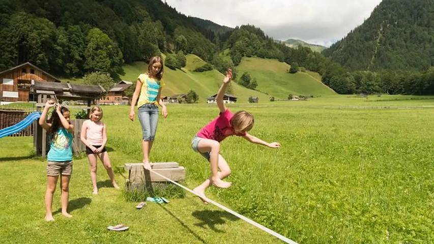 Ferienwohnung für 5 Personen, mit Garten in Schoppernau - 4