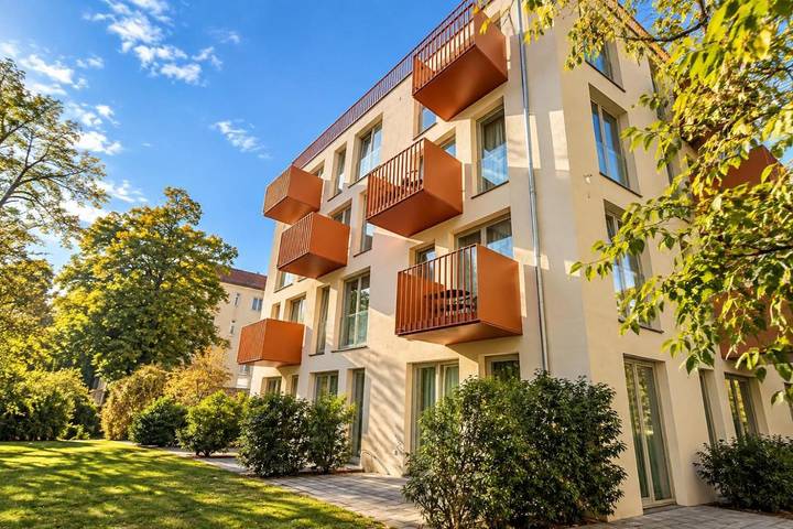 Ferienwohnung für 2 Personen, mit Balkon und Terrasse in Potsdam