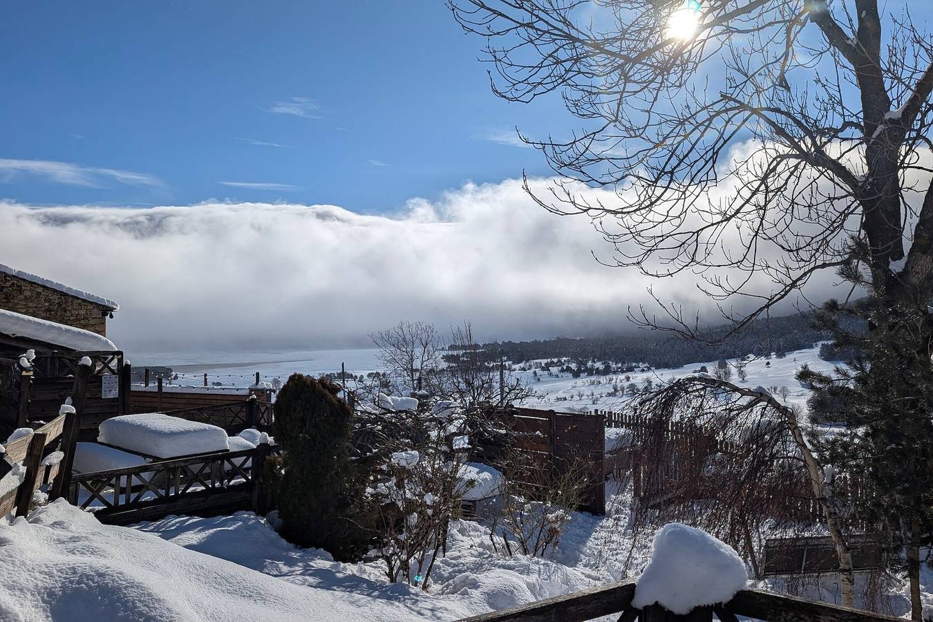 Casa vacacional 'La Grange De La Petite Ourse' con vistas al lago y Wi-Fi in Les Angles, Parque Natural Regional de los Pirineos Catalanes