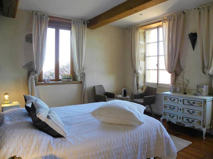 Chambre d’hôte pour 4 personnes, avec piscine ainsi que jardin et vue à Couloumé-Mondebat - 2