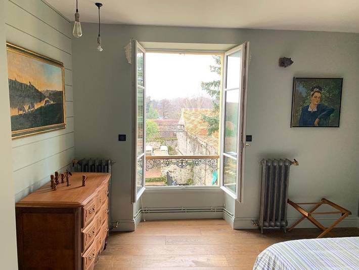 Location de vacances pour 5 personnes, avec terrasse ainsi que vue et jardin, animaux acceptés à Rochefort-en-Yvelines - 4