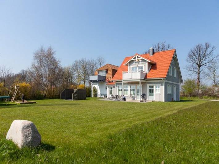 Ferienhaus für 2 Personen, mit Balkon/Terrasse und Terrasse sowie Garten auf Fehmarn - 4