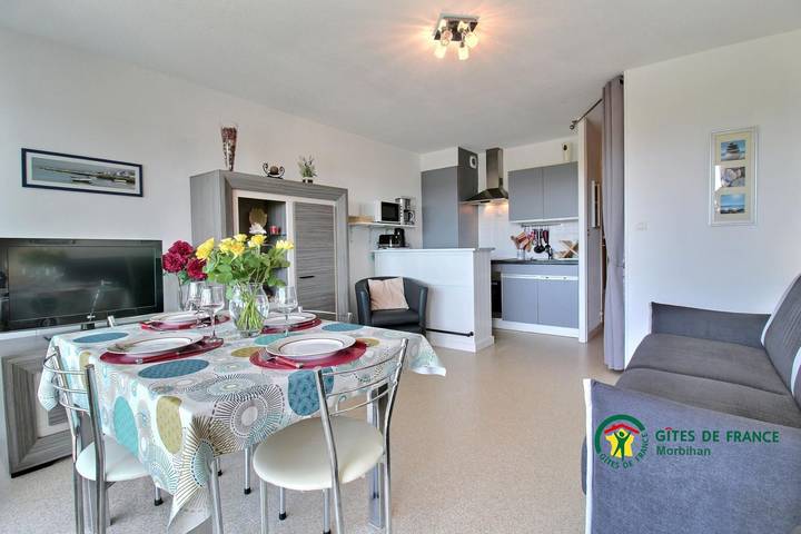 Gîte pour 3 personnes, avec Terrasse ainsi que Jardin et Vue dans Port Haliguen
