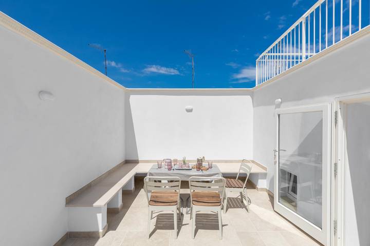B&b per 6 persone, con balcone a Polignano a Mare