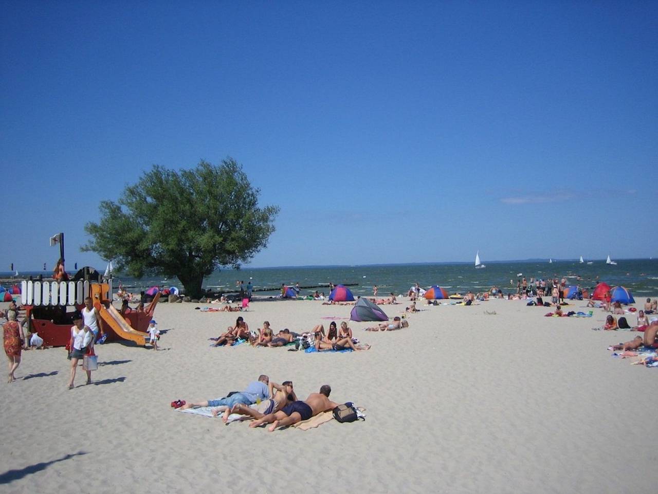 Ganze Ferienwohnung, Schöne Ferienwohnung an der Ostsee mit Blick auf Yachthafen - Ferienwohnung in Lagunenstadt in Ueckermünde, Vorpommern Greifswald