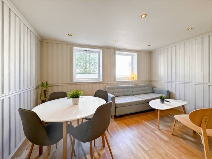 Ferienhaus für 8 Personen, mit Balkon/Terrasse und Garten sowie Sauna in Stavanger - 4