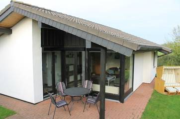 Ferienhaus für 5 Personen, mit Terrasse und Garten in Butjadingen