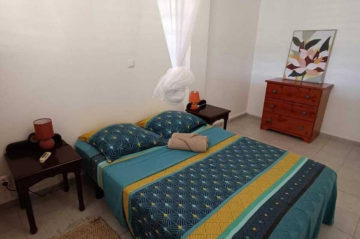 Gîte pour 6 personnes, avec terrasse ainsi que jardin et piscine dans Anse à l'Ane - 4