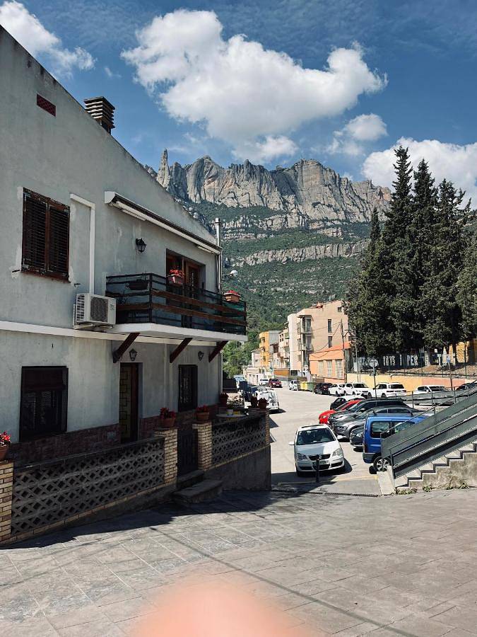 Apartamento para 6 personas, con Balcón además de Terraza y Vistas en Monistrol de Montserrat