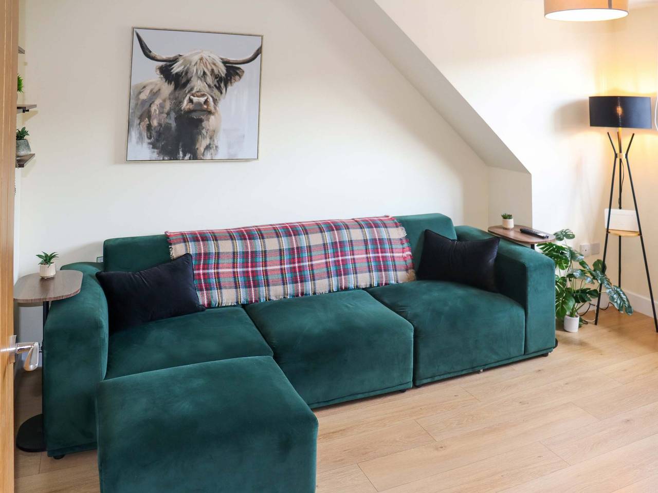 Entire apartment, Crachan Ballater in Ballater, Cairngorms National Park