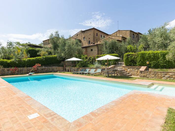 Appartamento per 4 persone, con giardino e terrazza, con animali domestici in Poggibonsi