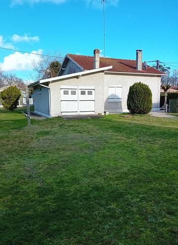 Gîte pour 4 personnes, avec terrasse ainsi que piscine et jardin à Andernos-les-Bains
