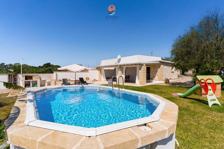 Villa per 4 persone, con giardino e piscina, con animali domestici a Presicce