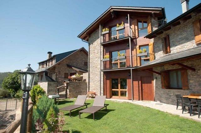 Casa Duc in Sort , Pirineo Catalan