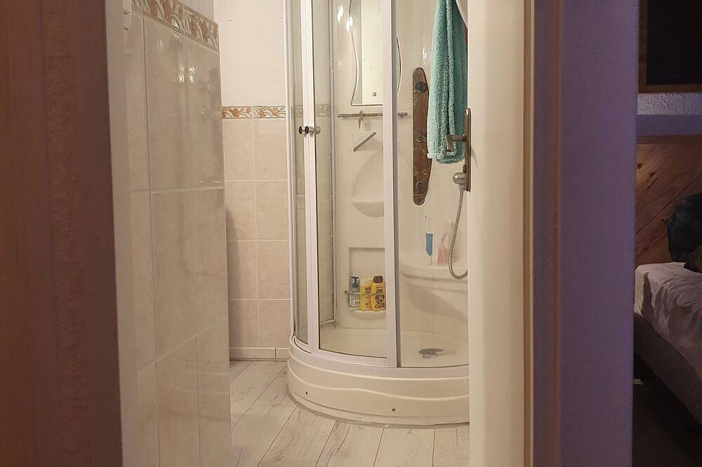 Ganze Wohnung, Studio in Gréoux-les-Bains, Regionaler Naturpark Verdon