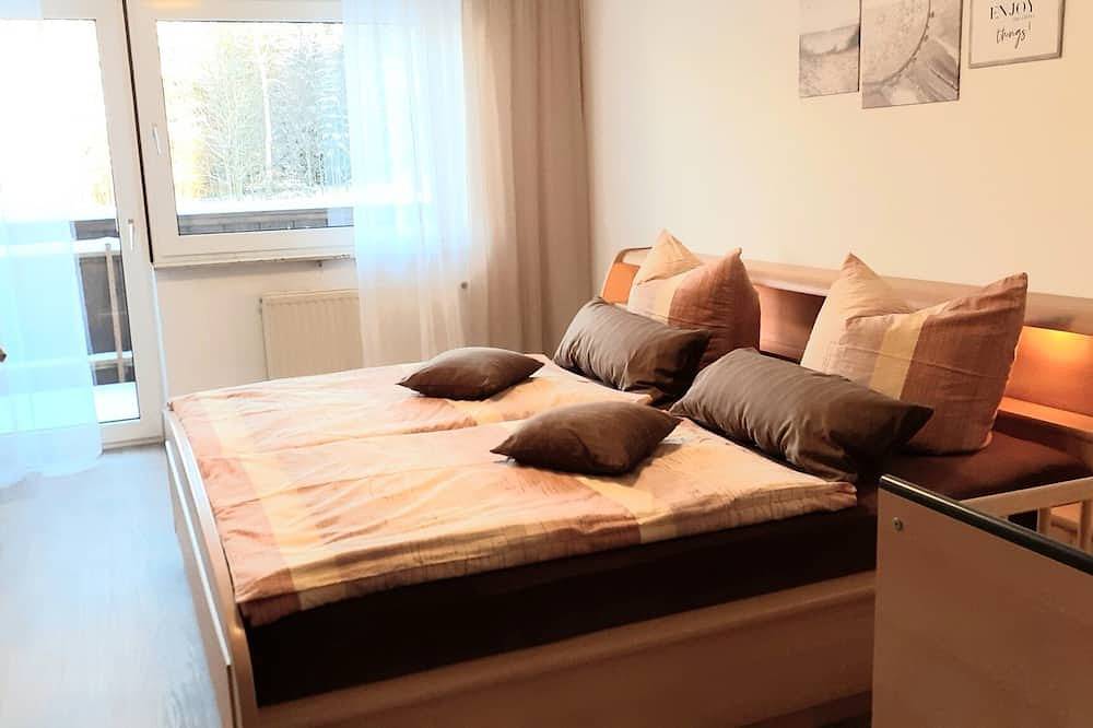Ganze Wohnung, Gemütliche Ferienwohnung 125qm mit Grillmöglichkeit im Garten in Kirchenlamitz, Landkreis Wunsiedel im Fichtelgebirge