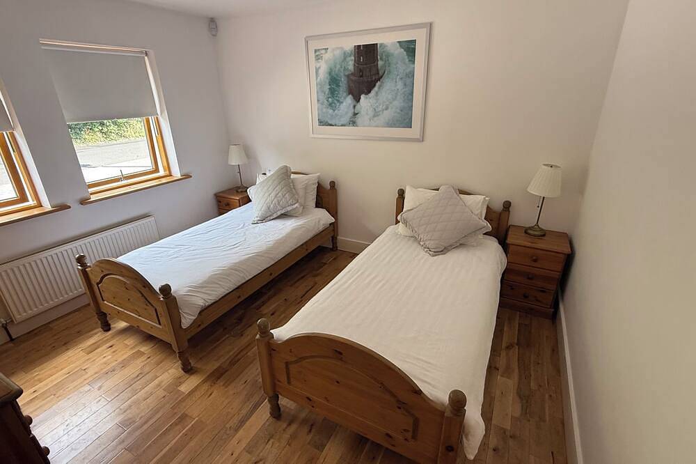 Mietshaus für Familienurlaube am Ufer in Kallilie/ballina, Counta Clare in Nenagh, Lough Derg