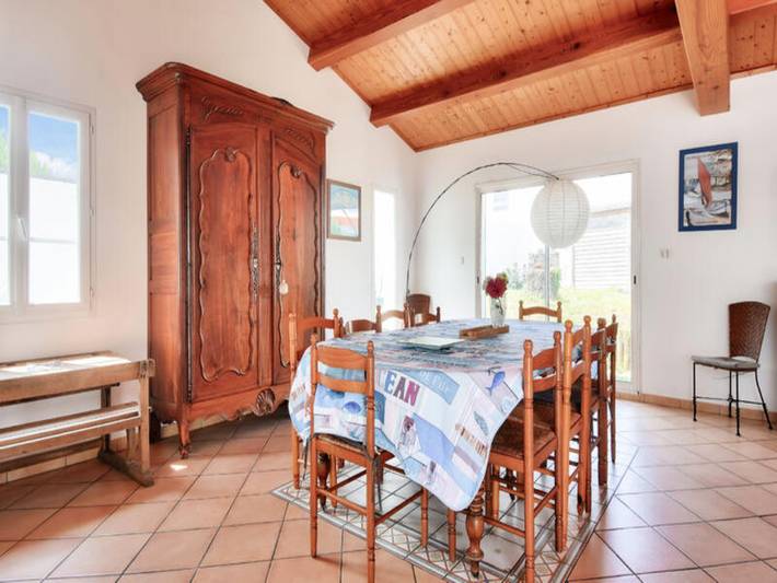 Gîte pour 10 personnes, avec piscine et jardin, animaux acceptés dans Plage de la Linière - 4