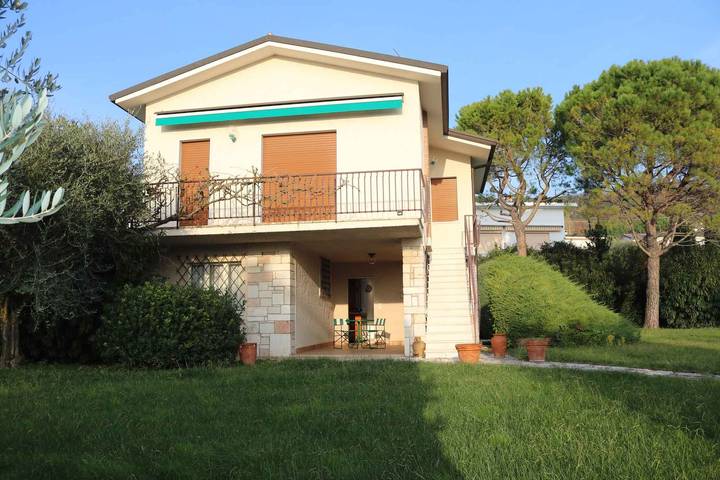 Appartamento intero, Appartamento con piscina comunitaria in Bardolino, Prealpi Gardesane