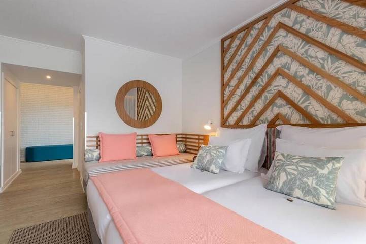 Hotel für 3 Personen, mit Pool und Garten sowie Whirlpool und Sauna - 1