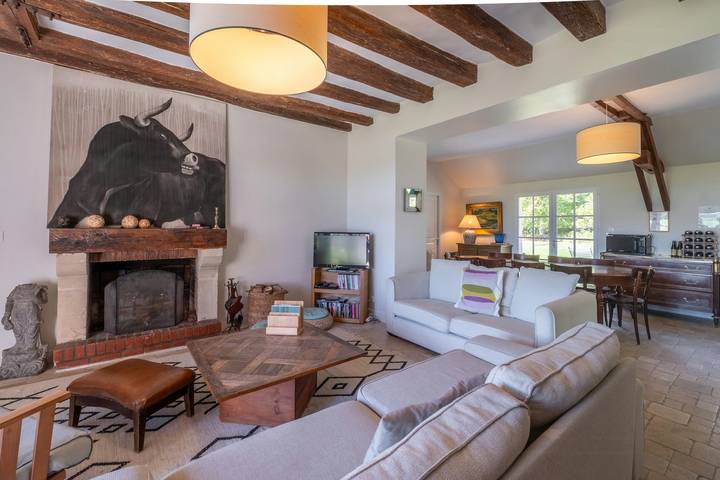 Location de vacances pour 12 personnes, avec terrasse, animaux acceptés à Ambillou