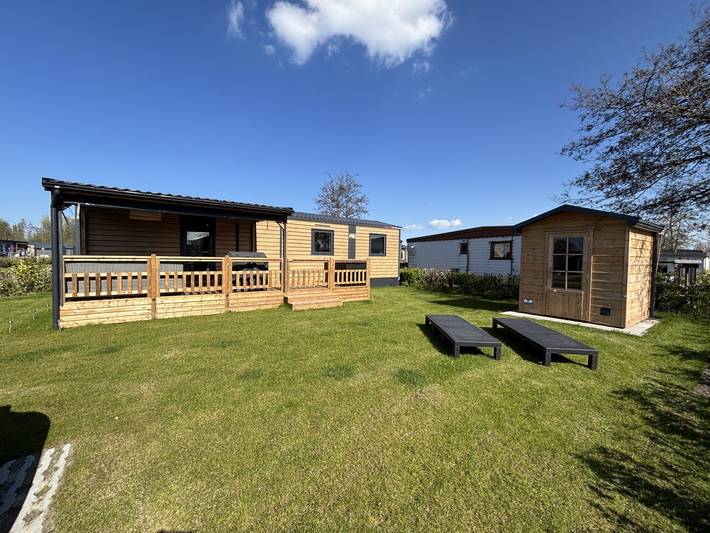 Chalet für 4 Personen, mit Terrasse und Garten in Renesse