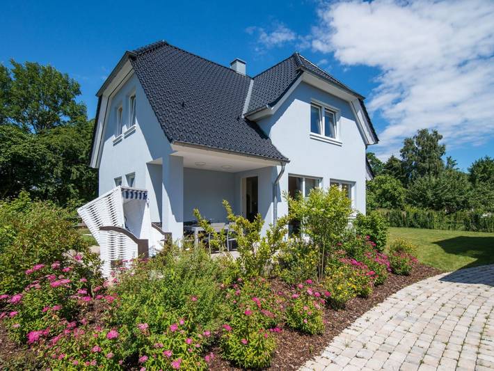 Ferienhaus für 8 Personen, mit Terrasse und Garten sowie Sauna in Vitzdorf