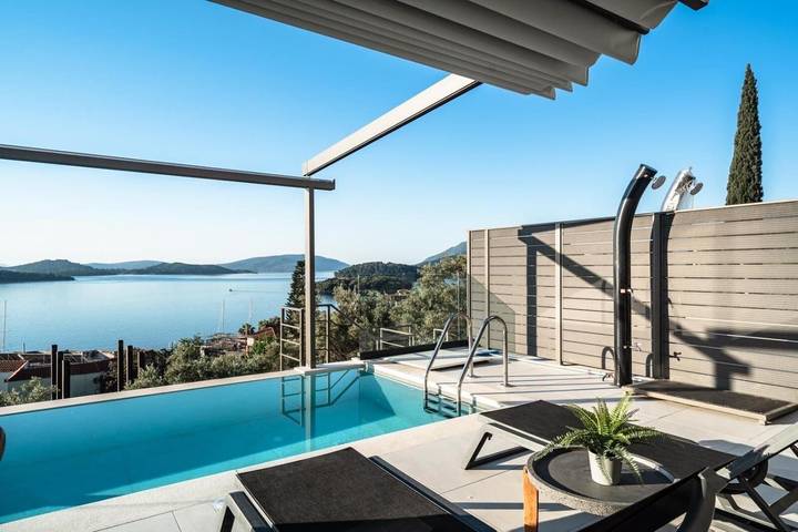 Villa für 8 Personen, mit Balkon