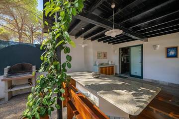 Villa pour 6 Personnes dans Santa Margherita di Pula, Région de Pula, Photo 4