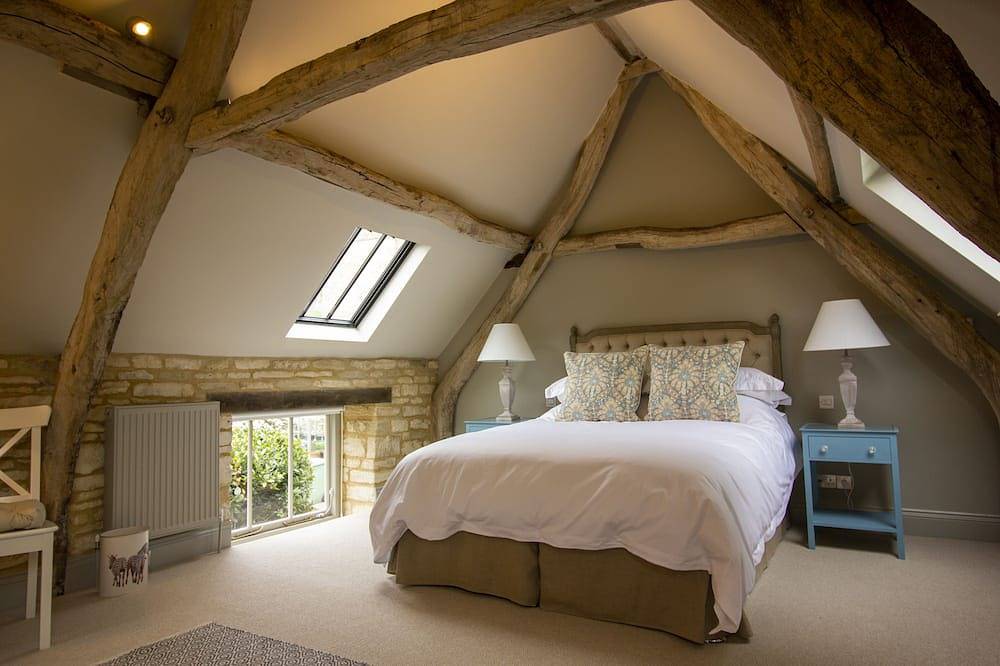 Converted Luxury Barn - The Potting Shed - Grade Ii listed in Cirencester, Gloucestershire