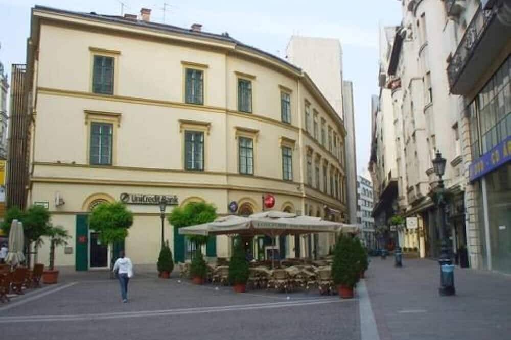 Apartamento entero, A partir de Eur 40/día o Eur 240/semana apartamento en el centro de Budapest in Budapest, Közép-Magyarország