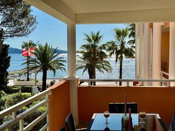 Gîte pour 4 personnes, avec vue et balcon dans Plage Des Tamaris Cavalaire Sur Mer