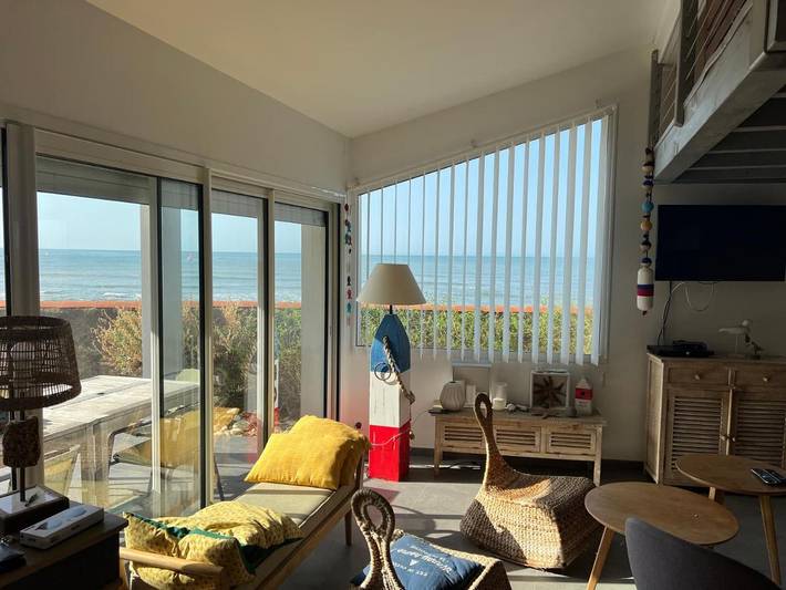 Location de vacances pour 5 personnes, avec vue et terrasse dans Plage de La Perroche - 3
