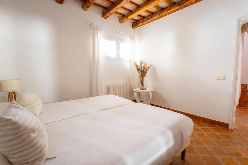 House Casa de les Voltes in Forallac, Costa Brava