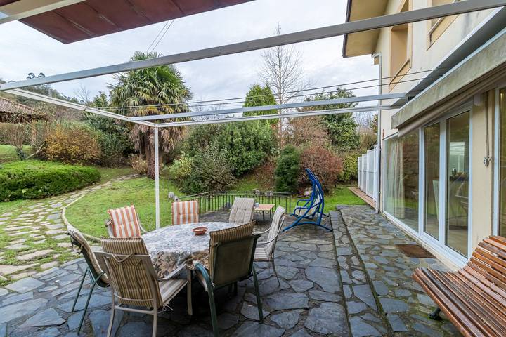 Chalet para 12 personas, con Balcón y Jardín en Las Encartaciones - 2