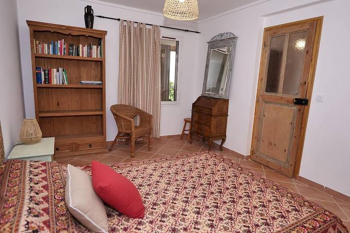 Gîte pour 5 personnes, avec jardin et terrasse, animaux acceptés dans Plage du Ruppione - 2
